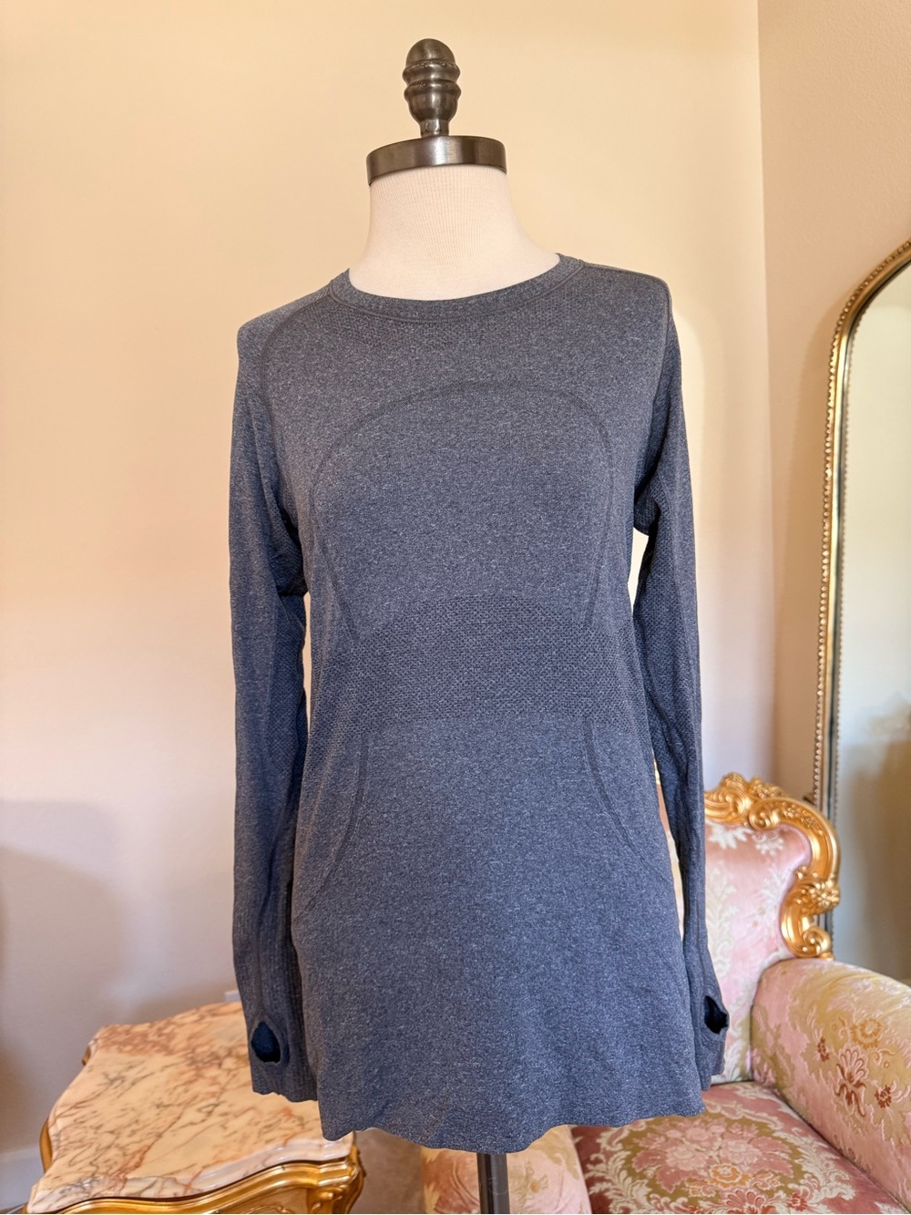lululemon athletica Heathered Blue Long Sleeve Tunic